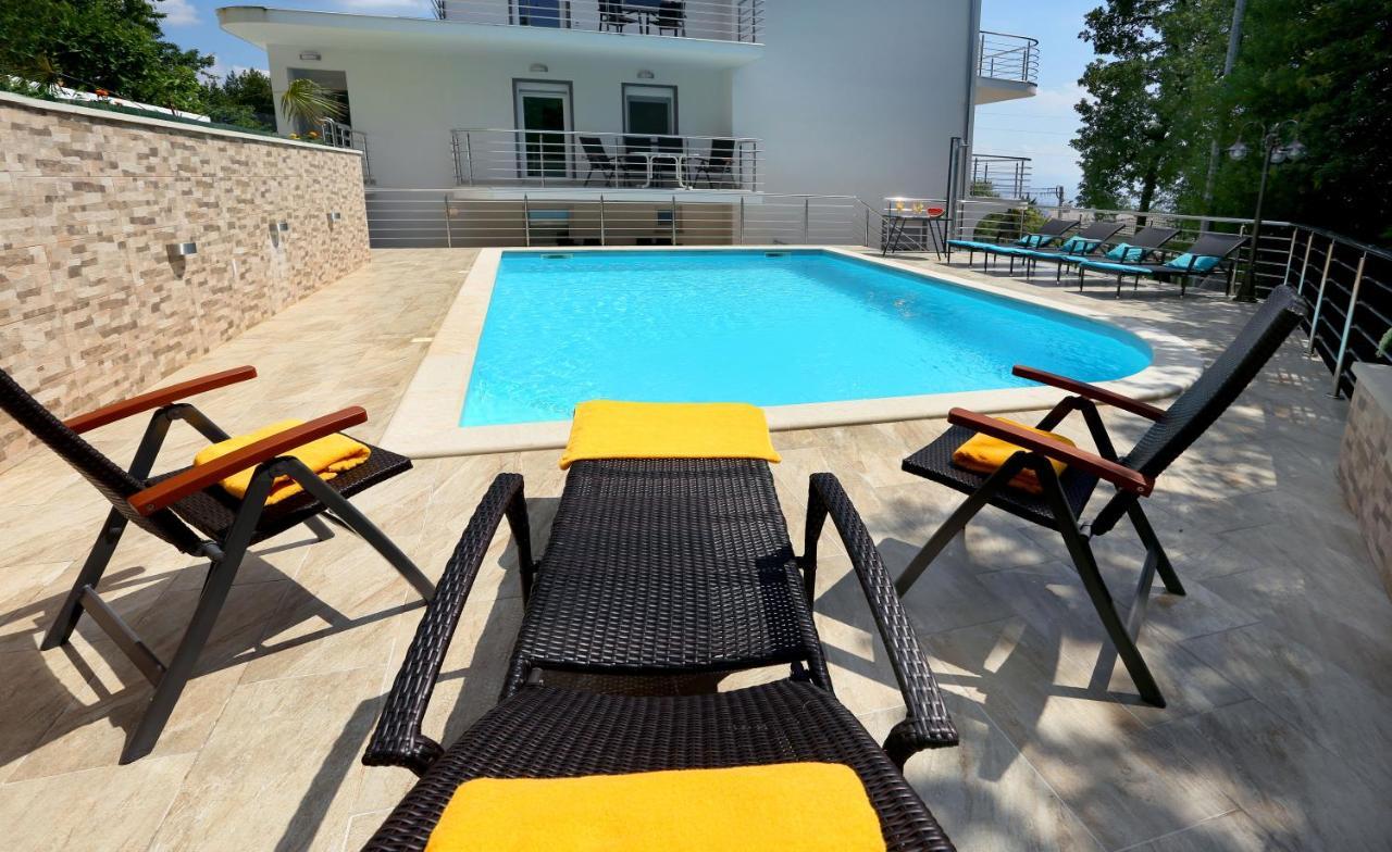 Villa Dragi With Pool, Sauna, & Whirlpool โอปาติยา ภายนอก รูปภาพ