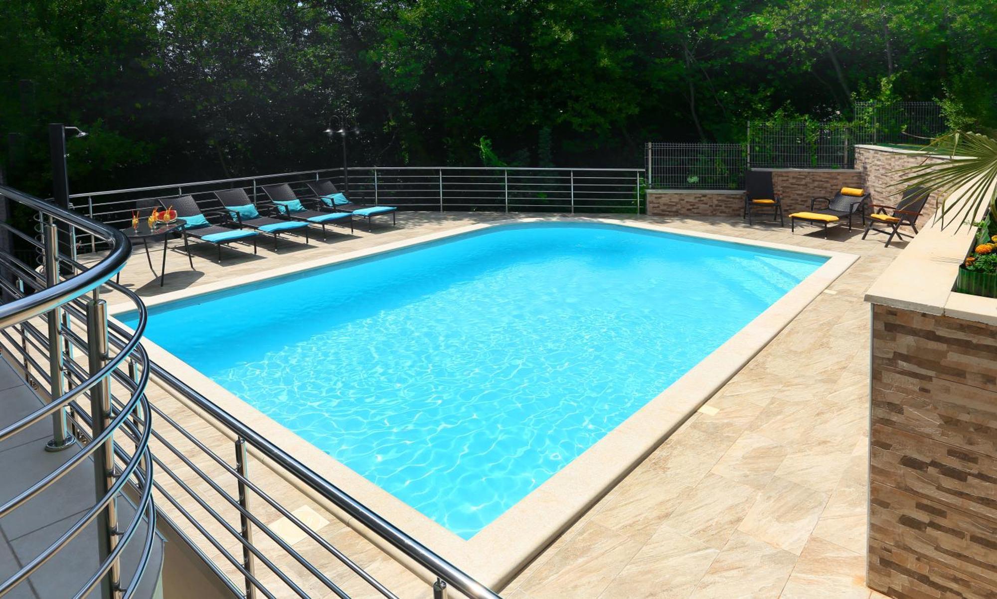 Villa Dragi With Pool, Sauna, & Whirlpool โอปาติยา ห้อง รูปภาพ
