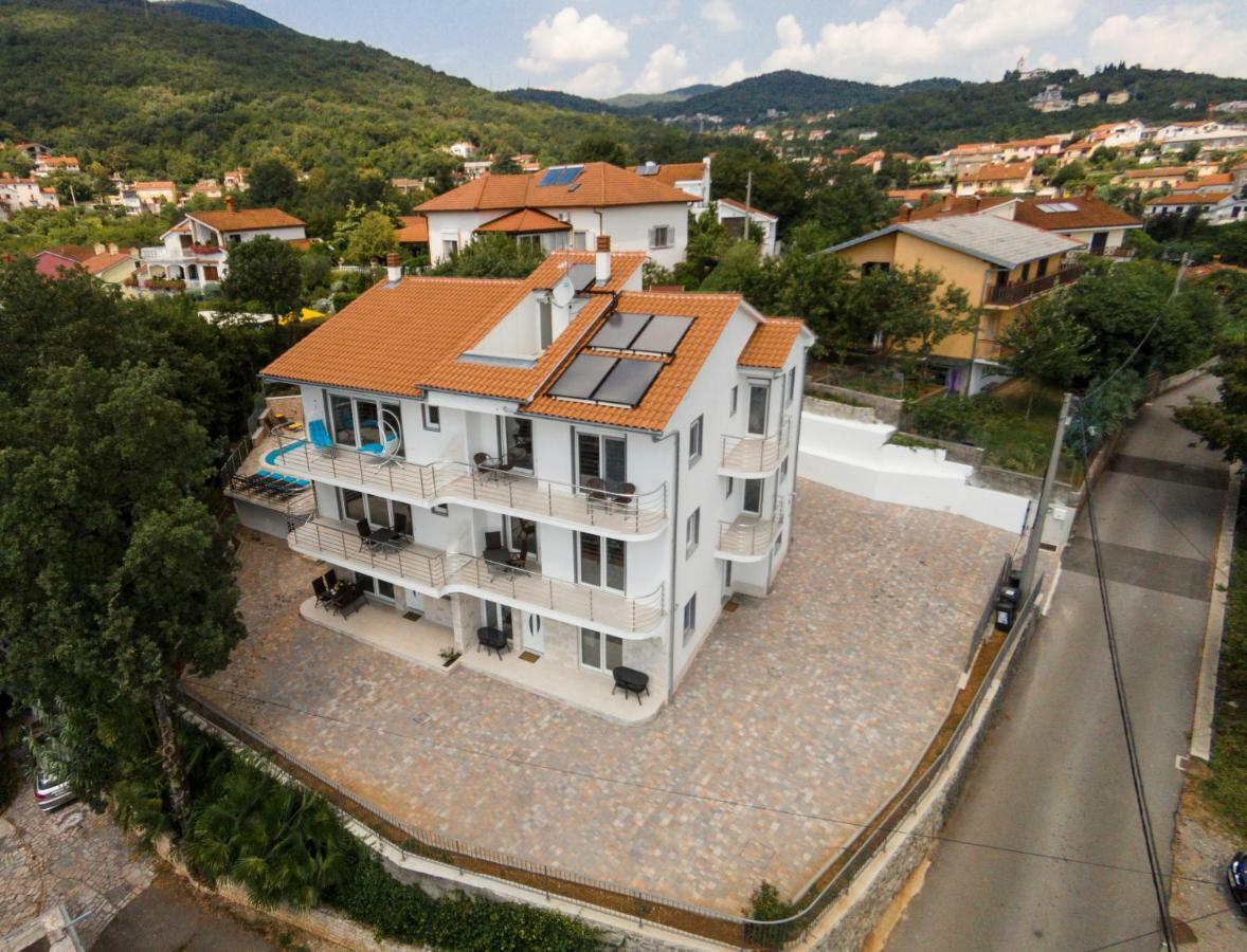 Villa Dragi With Pool, Sauna, & Whirlpool โอปาติยา ภายนอก รูปภาพ